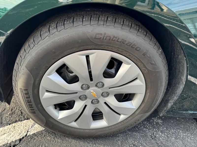 Chevrolet Cruze Vehicle Image 07