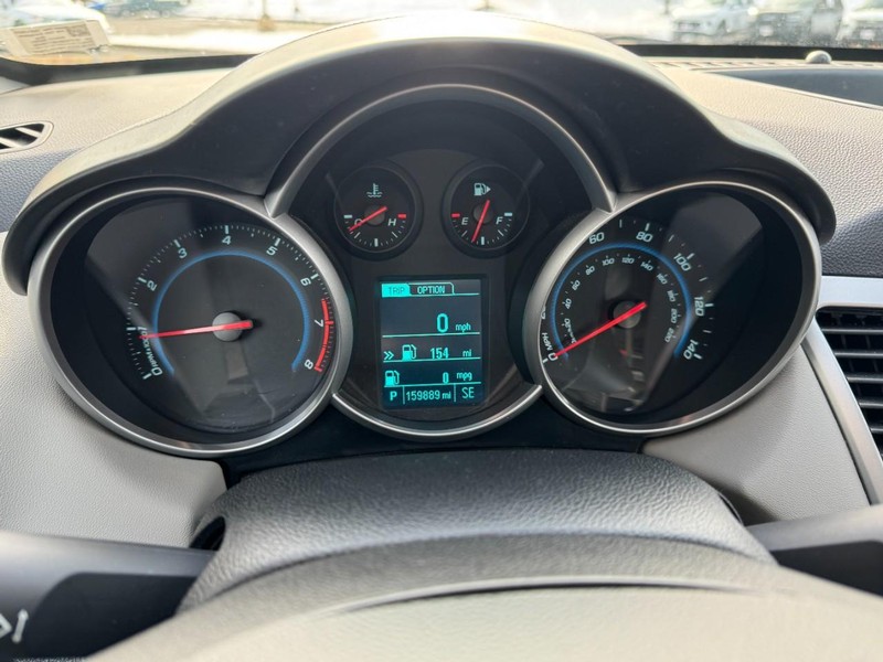 Chevrolet Cruze Vehicle Image 19