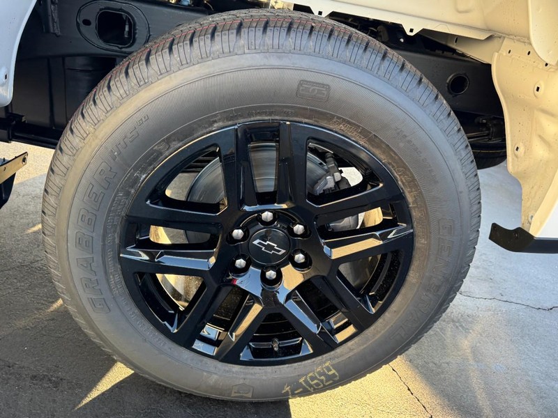 Chevrolet Silverado 1500 Vehicle Image 07