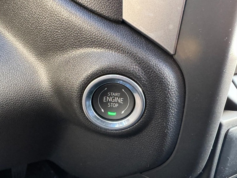 Chevrolet Silverado 1500 Vehicle Image 17