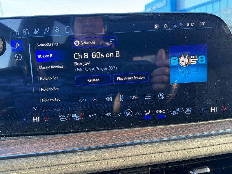 Chevrolet Tahoe Vehicle Image 17