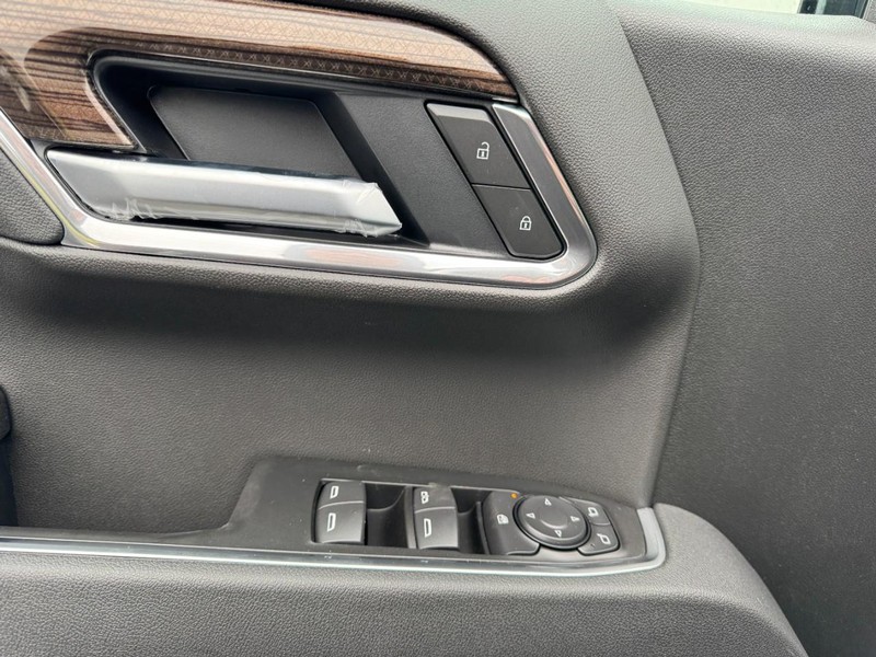 Chevrolet Silverado 1500 Vehicle Image 10