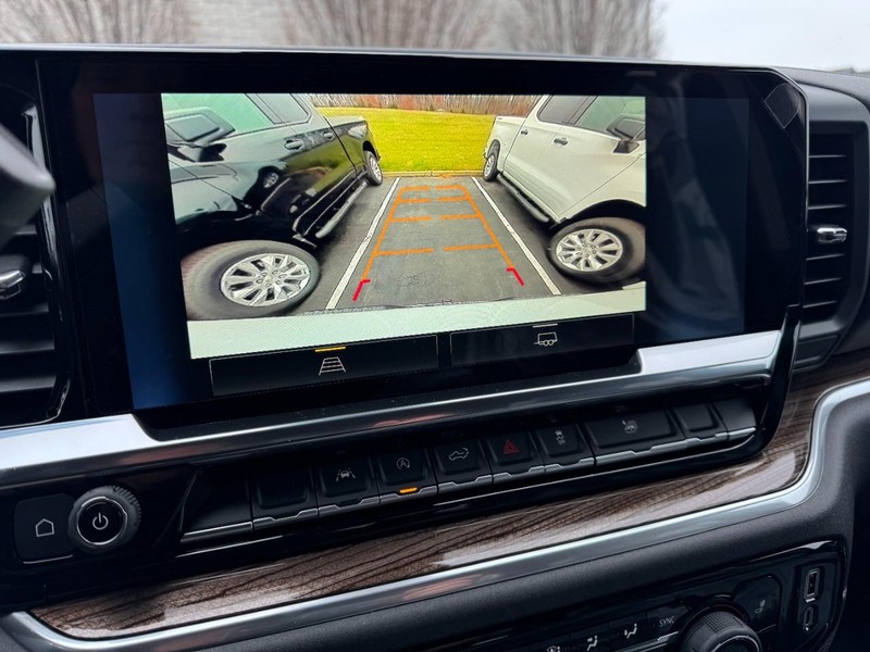 Chevrolet Silverado 1500 Vehicle Image 14