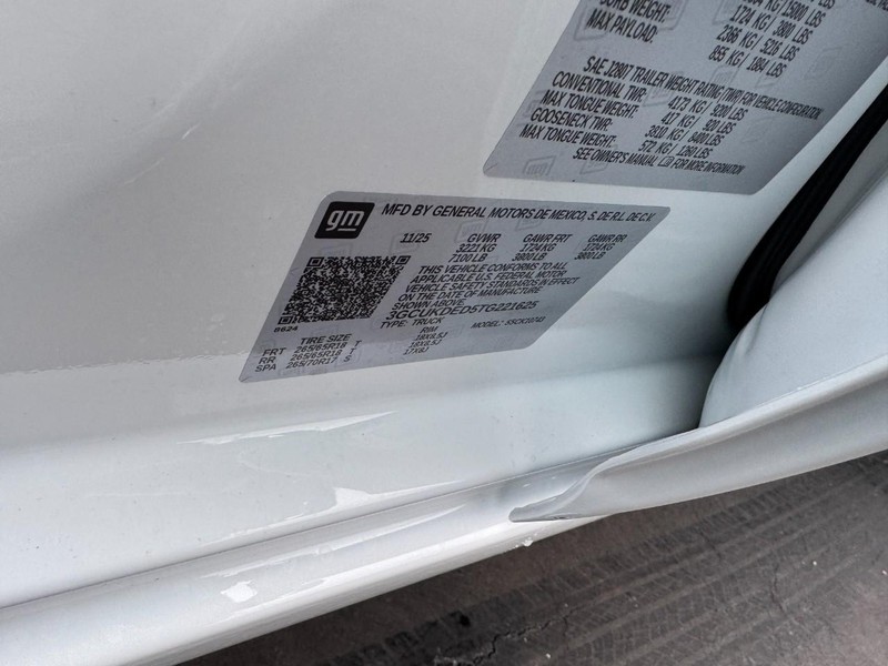 Chevrolet Silverado 1500 Vehicle Image 18