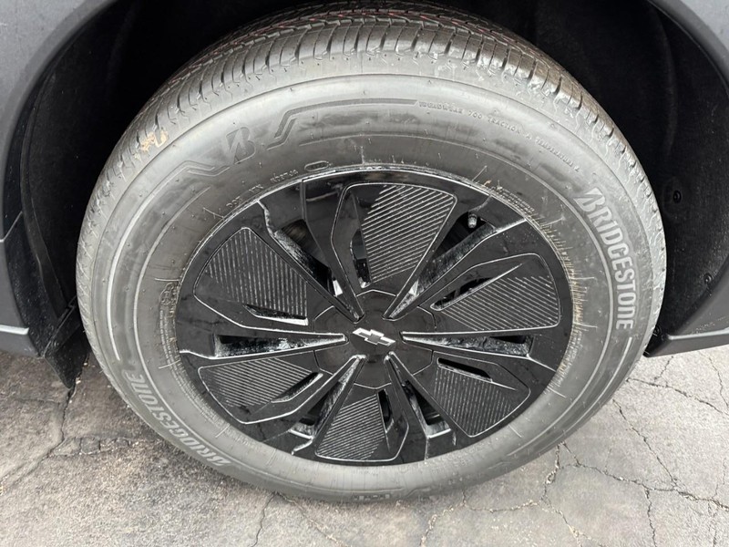 Chevrolet Blazer EV Vehicle Image 06