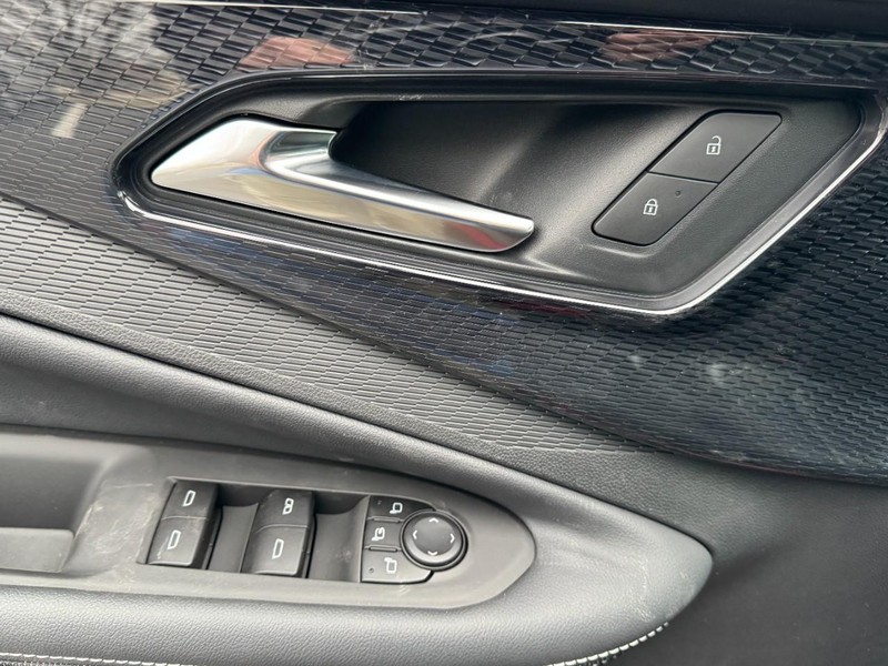 Chevrolet Blazer EV Vehicle Image 11