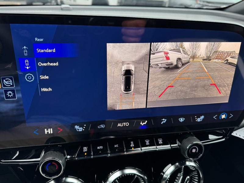 Chevrolet Blazer EV Vehicle Image 16