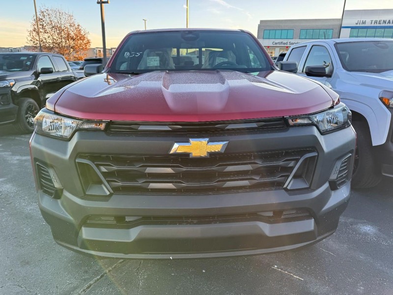 Chevrolet Colorado Vehicle Image 03