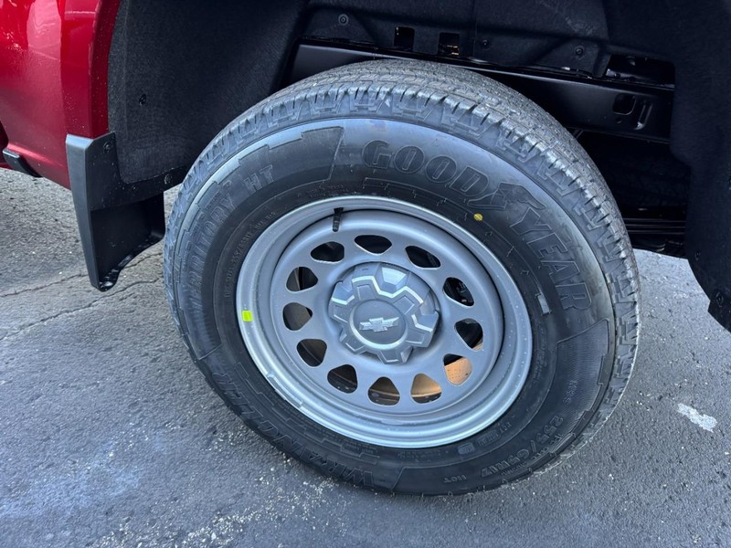 Chevrolet Colorado Vehicle Image 06