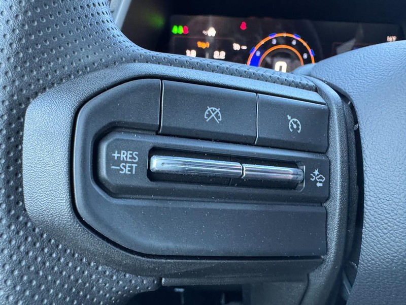 Chevrolet Colorado Vehicle Image 10