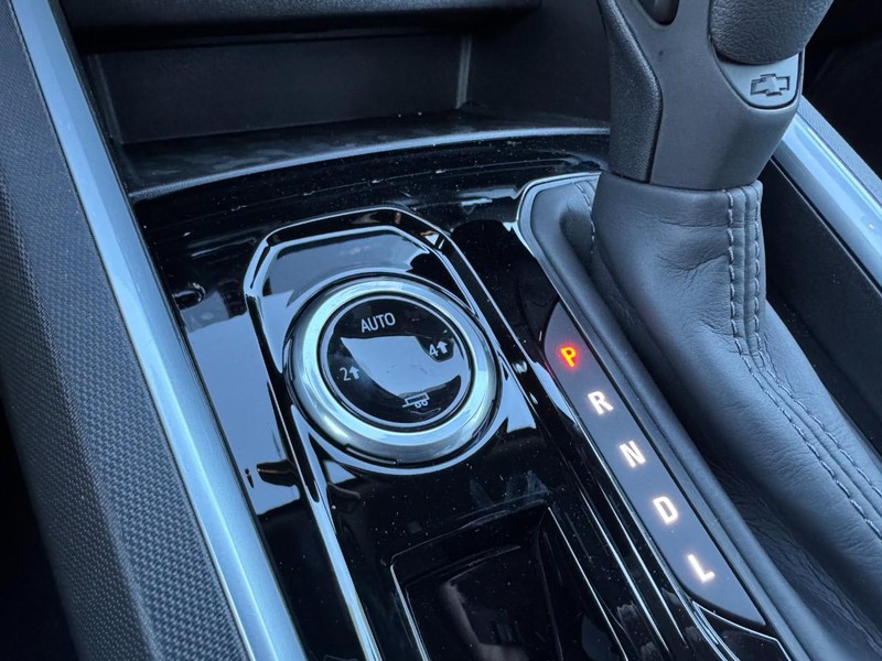 Chevrolet Colorado Vehicle Image 12