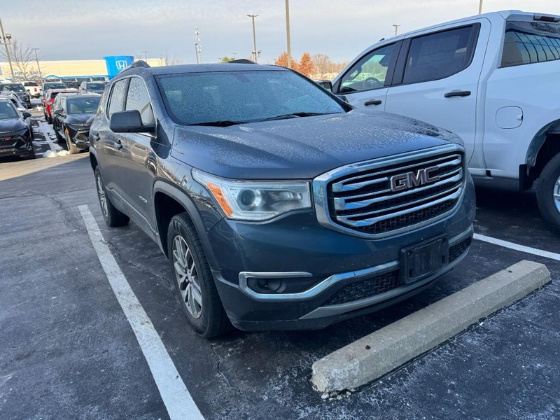 GMC Acadia Vehicle Image 03