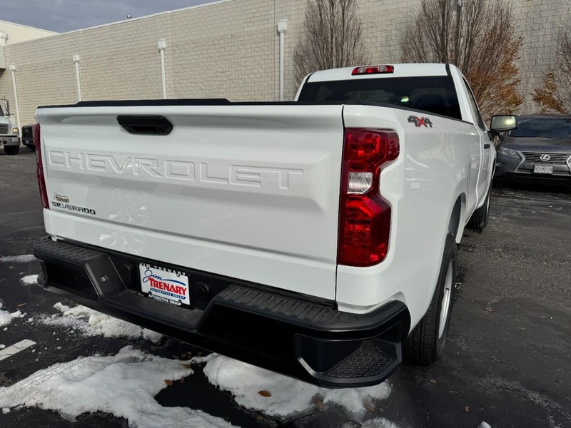 Chevrolet Silverado 1500 Vehicle Image 04