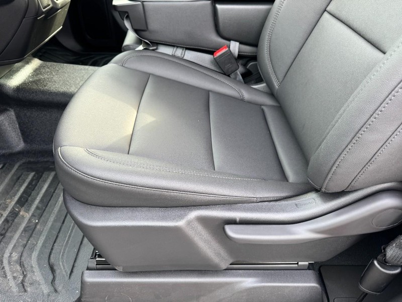 Chevrolet Silverado 1500 Vehicle Image 09