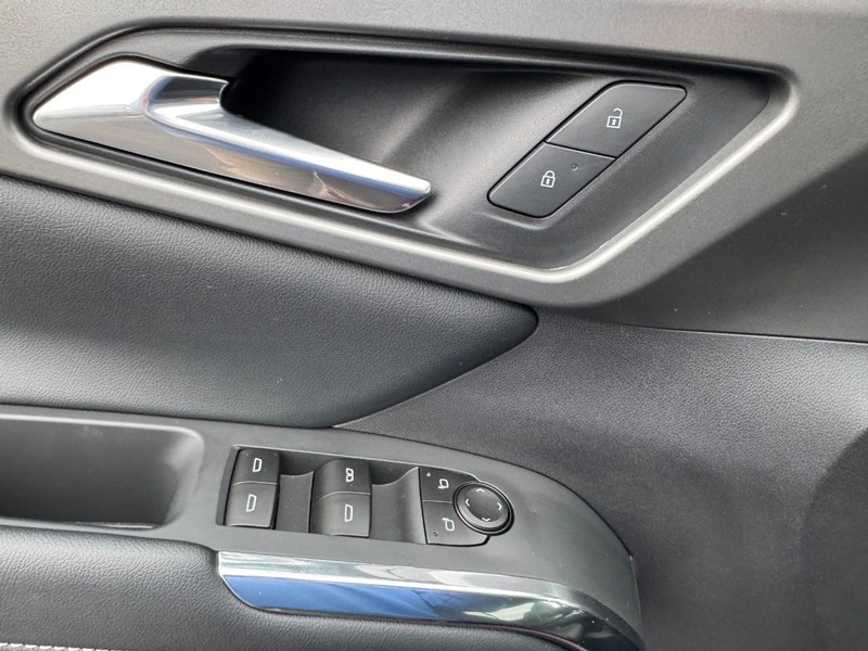 Chevrolet Traverse Vehicle Image 11