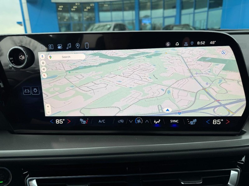 Chevrolet Traverse Vehicle Image 16