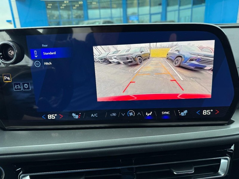 Chevrolet Traverse Vehicle Image 17