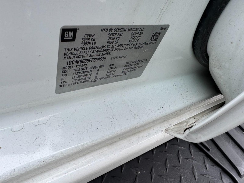 Chevrolet Silverado 3500HD Built After Aug 14 Vehicle Image 22