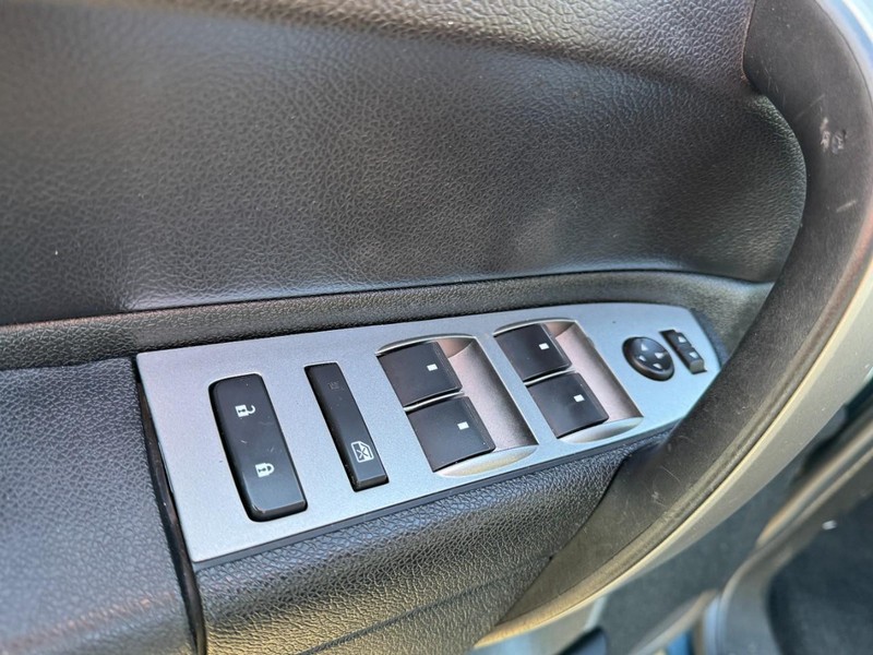 Chevrolet Silverado 1500 Vehicle Image 13