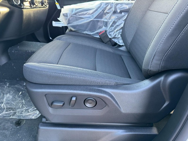 Chevrolet Silverado 1500 Vehicle Image 10