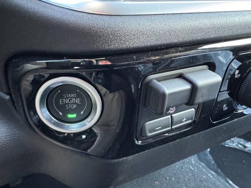 Chevrolet Silverado 1500 Vehicle Image 19