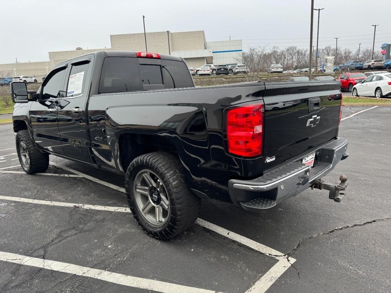 Chevrolet Silverado 1500 Vehicle Image 05