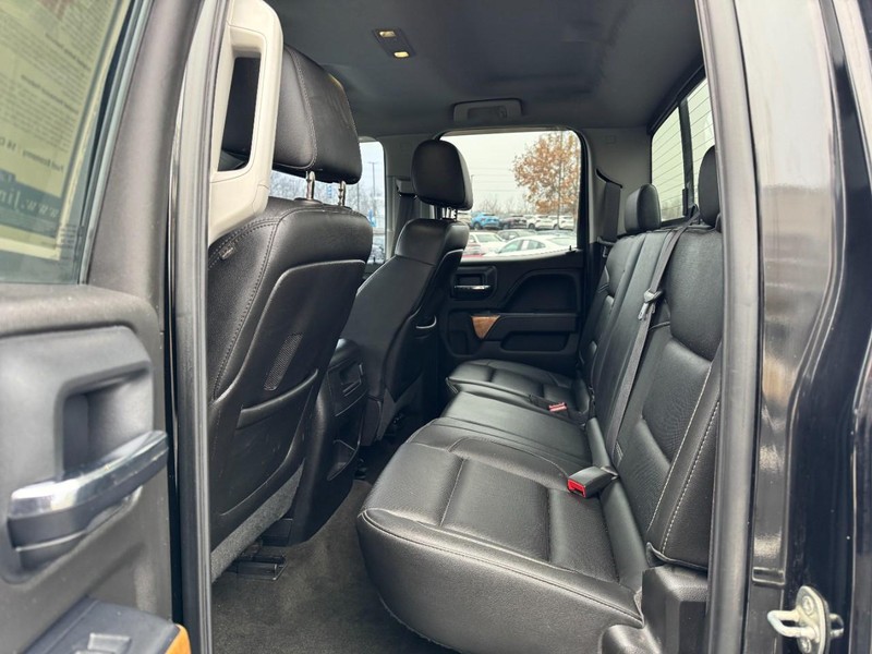 Chevrolet Silverado 1500 Vehicle Image 10