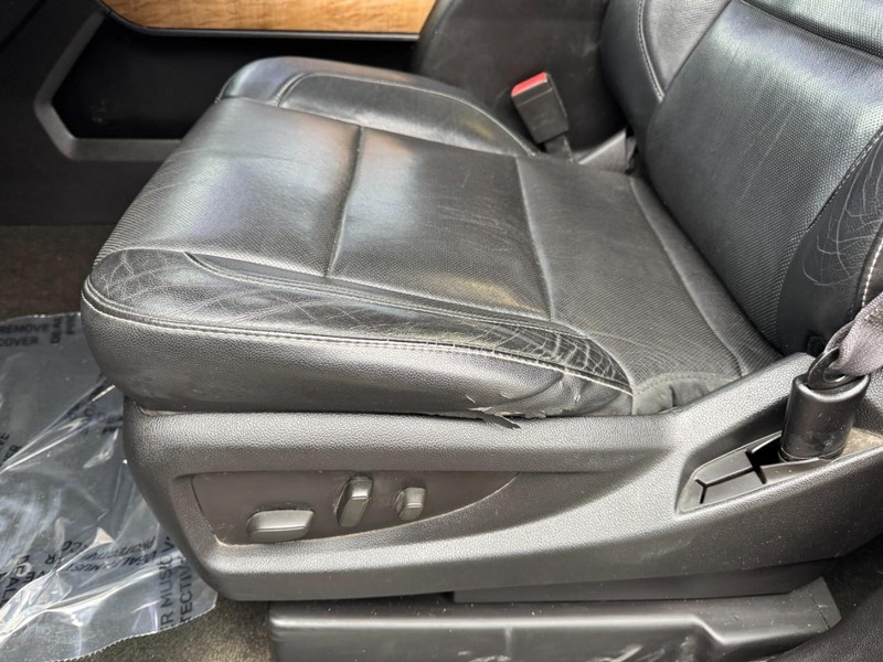 Chevrolet Silverado 1500 Vehicle Image 12