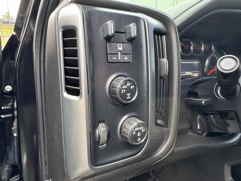 Chevrolet Silverado 1500 Vehicle Image 13