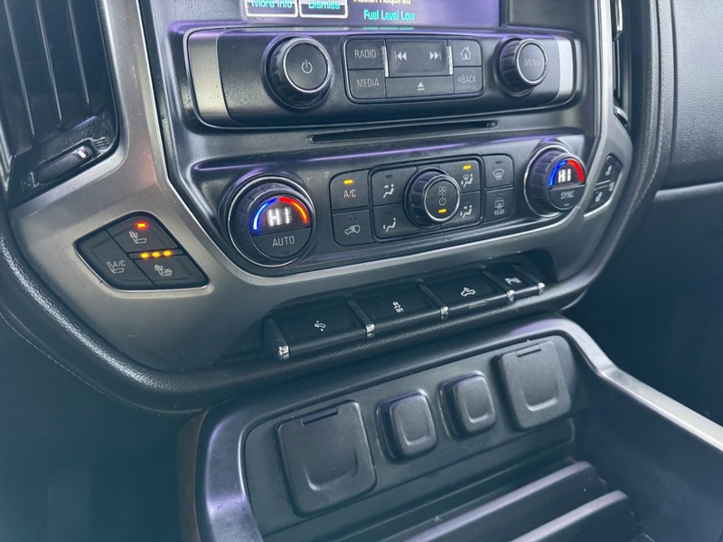 Chevrolet Silverado 1500 Vehicle Image 17