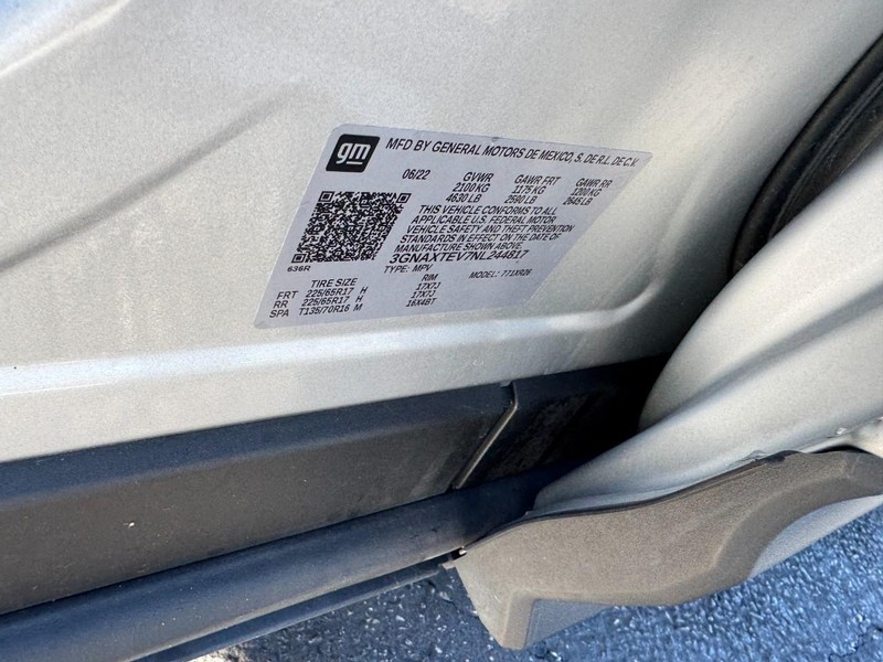 Chevrolet Equinox Vehicle Image 22