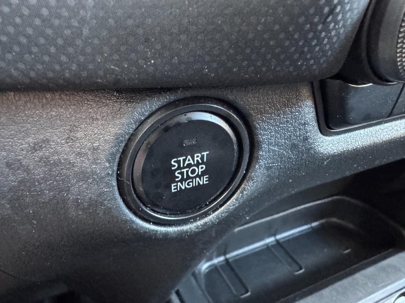 Mazda CX-50 Vehicle Image 20