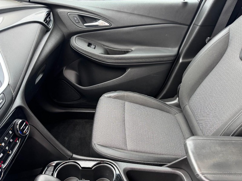 Buick Encore GX Vehicle Image 14