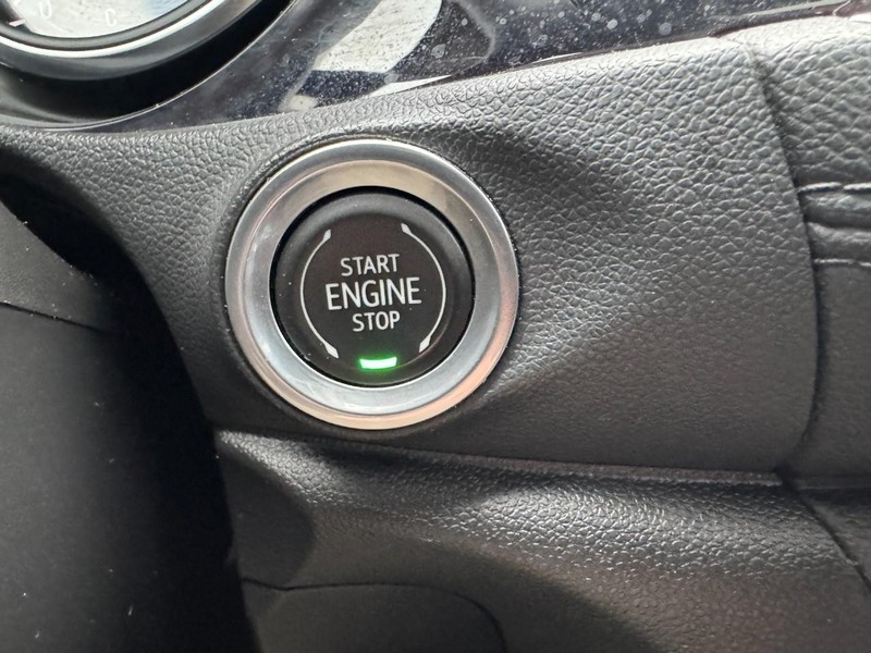 Buick Encore GX Vehicle Image 22