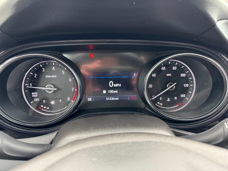 Buick Encore GX Vehicle Image 23