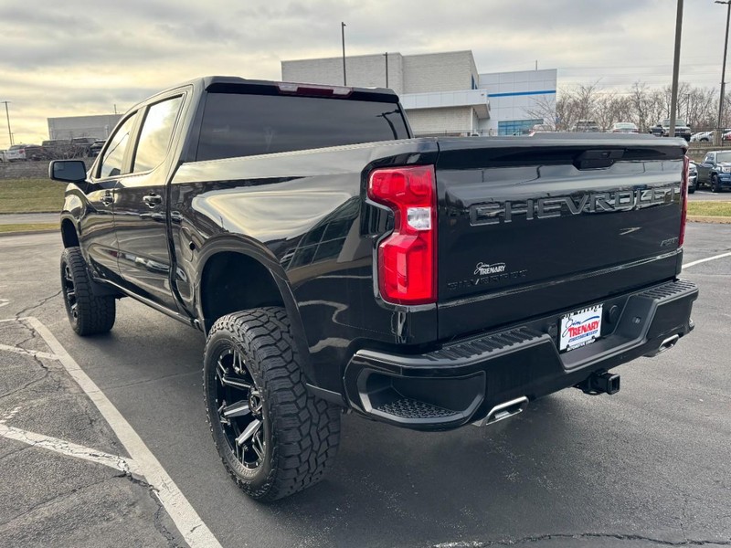 Chevrolet Silverado 1500 LTD Vehicle Image 05