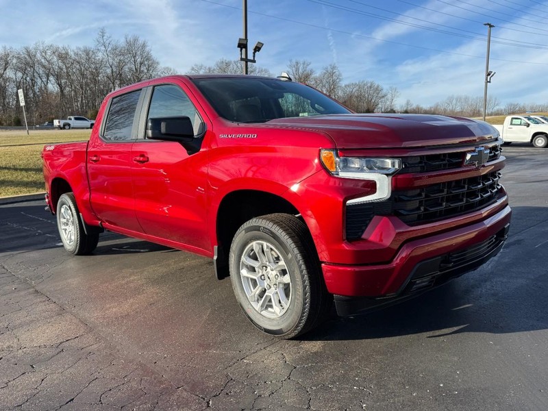 Chevrolet Silverado 1500 Vehicle Image 02