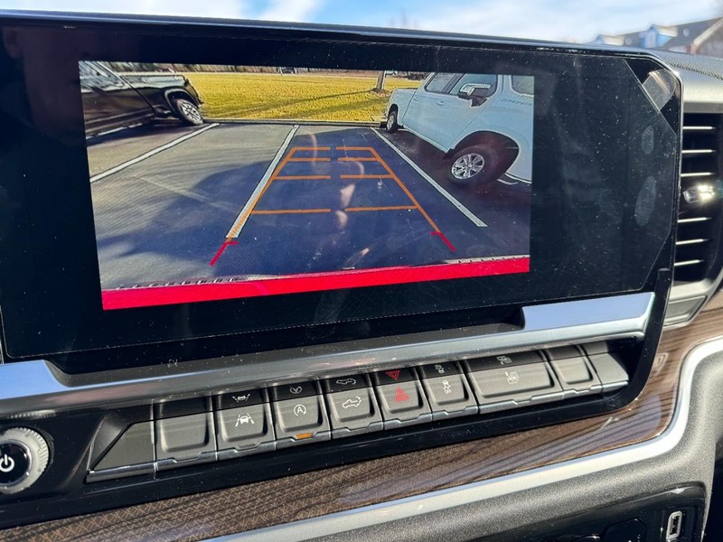 Chevrolet Silverado 1500 Vehicle Image 17
