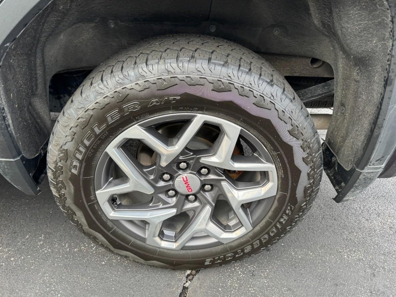 GMC Sierra 1500 Vehicle Image 08