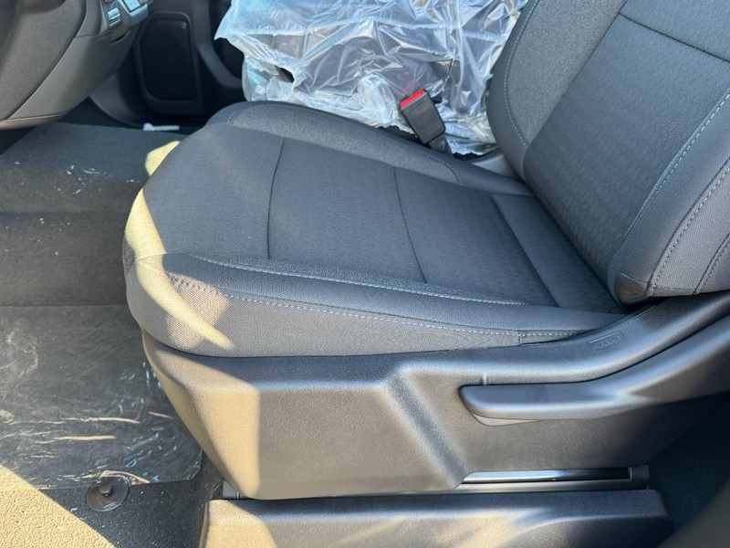 Chevrolet Silverado 2500HD Vehicle Image 10