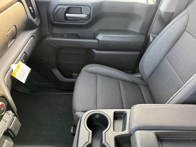 Chevrolet Silverado 1500 Vehicle Image 09