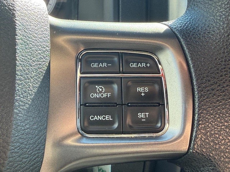 Ram 1500 Classic Vehicle Image 14