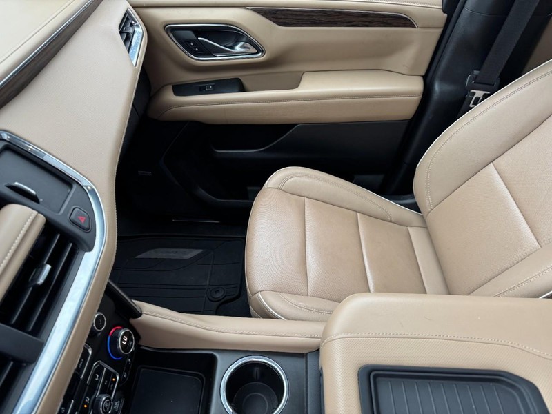 Chevrolet Tahoe Vehicle Image 16