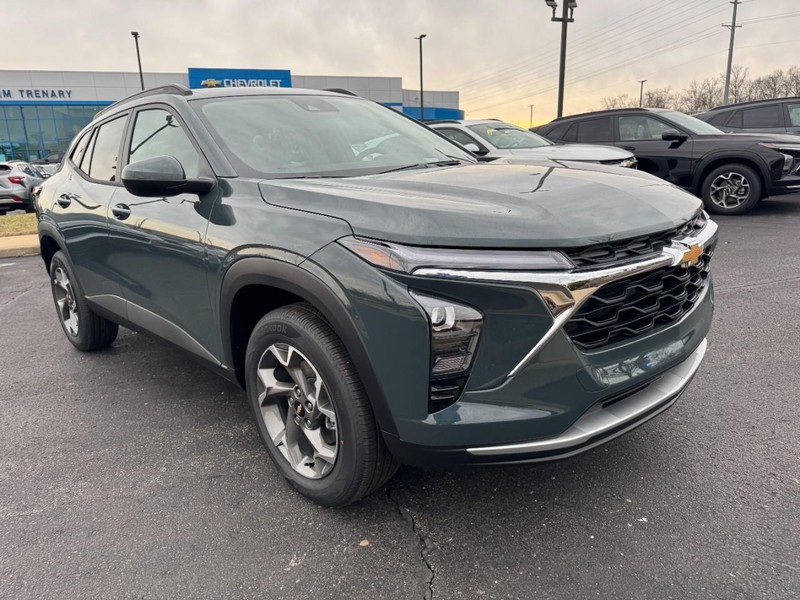 Chevrolet Trax Vehicle Image 02