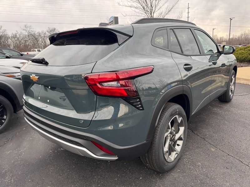 Chevrolet Trax Vehicle Image 03