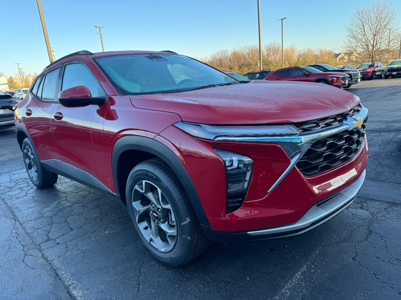 Chevrolet Trax Vehicle Image 02