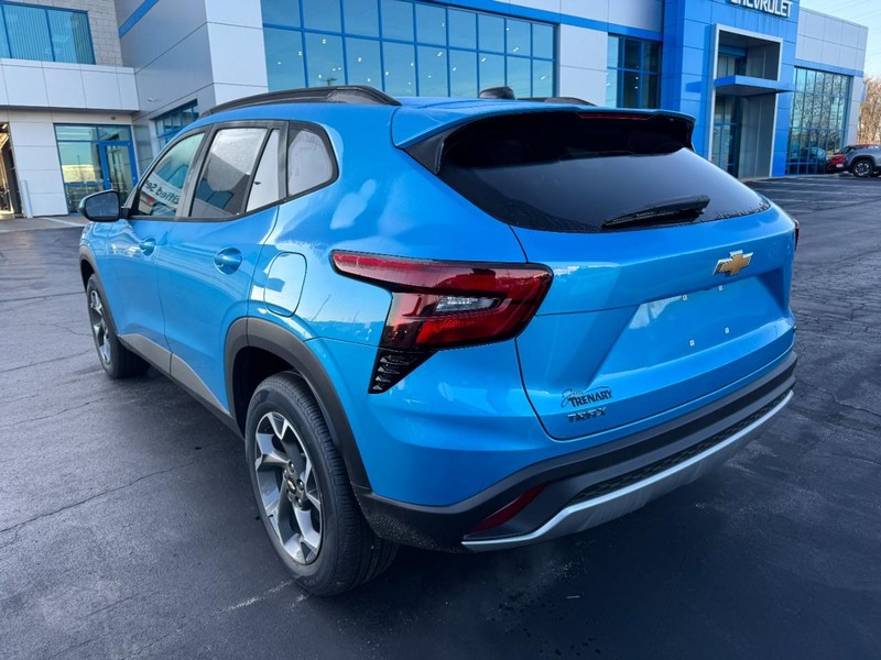 Chevrolet Trax Vehicle Image 05