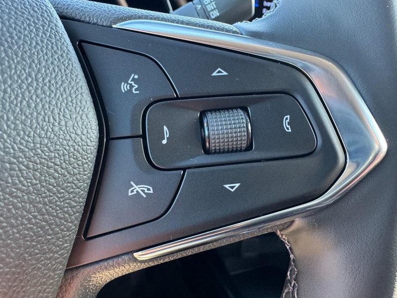 Chevrolet Trax Vehicle Image 12