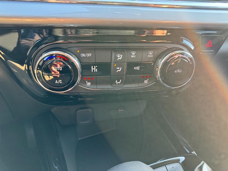 Chevrolet Trax Vehicle Image 13