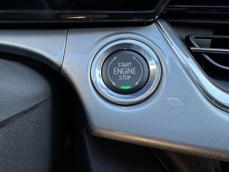 Chevrolet Trax Vehicle Image 16